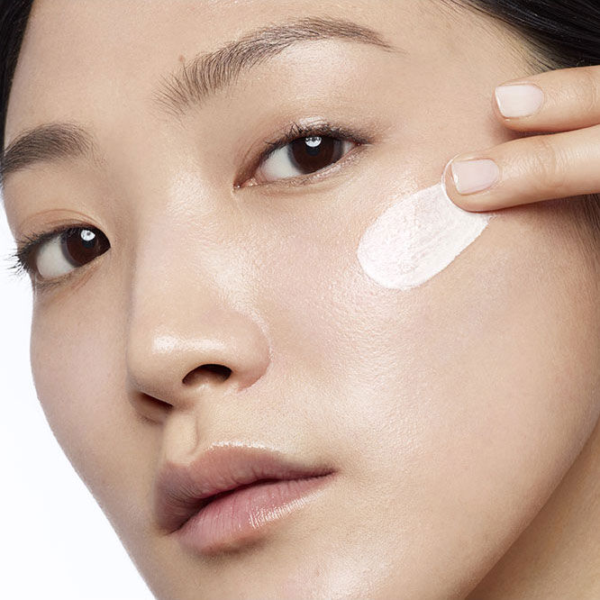 名模肌密光幻防護妝前乳 SPF50PA++++