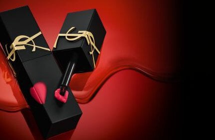 YSL唇釉系列商品|專櫃唇釉推薦,不論是經典紅唇還是潮流唇色,YSL唇彩打造零唇紋專屬唇妝,不掉色唇釉讓唇妝更持久。唇釉用法簡單,均勻塗抹於雙唇,輕鬆完妝。唇釉推薦YSL!